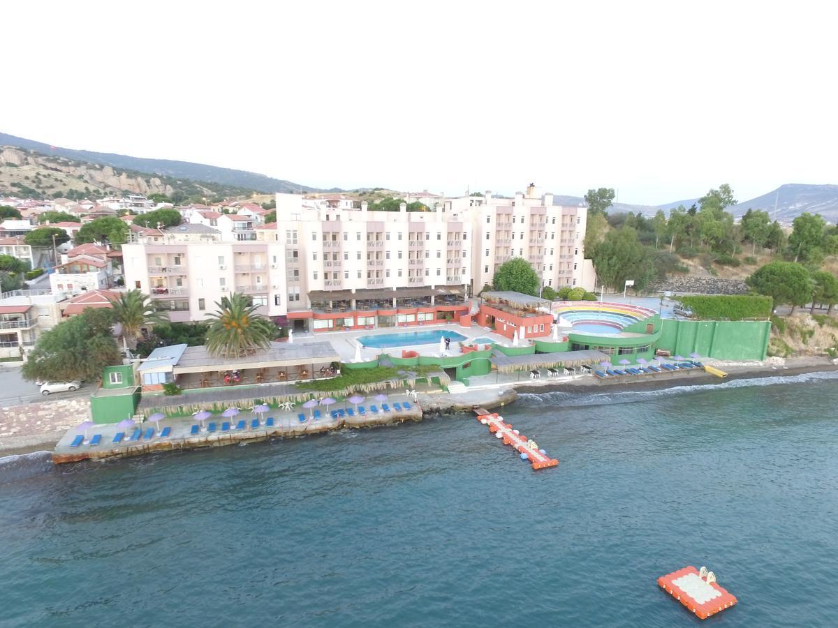 Hotel Leon فوكا المظهر الخارجي الصورة