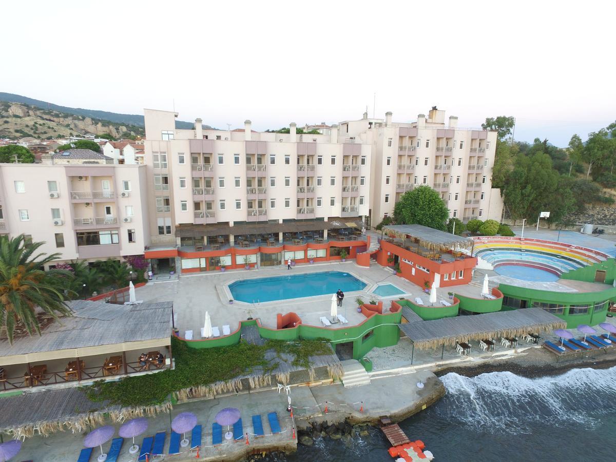 Hotel Leon فوكا المظهر الخارجي الصورة