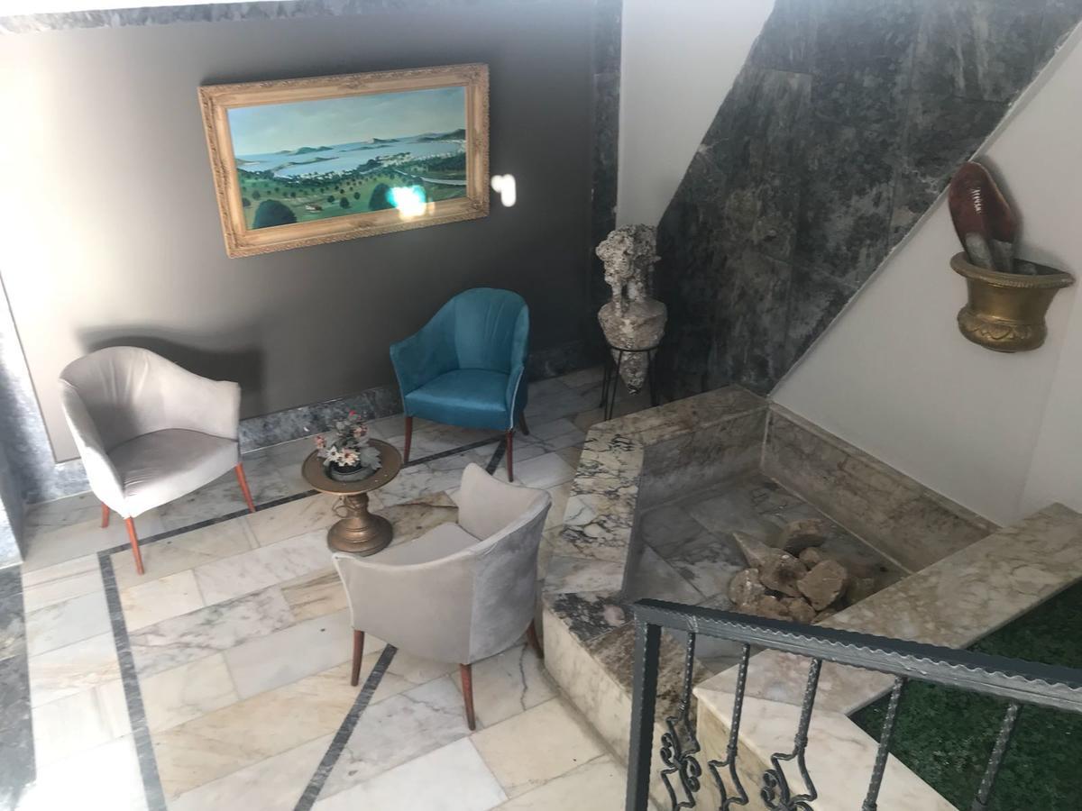 Hotel Leon فوكا المظهر الخارجي الصورة