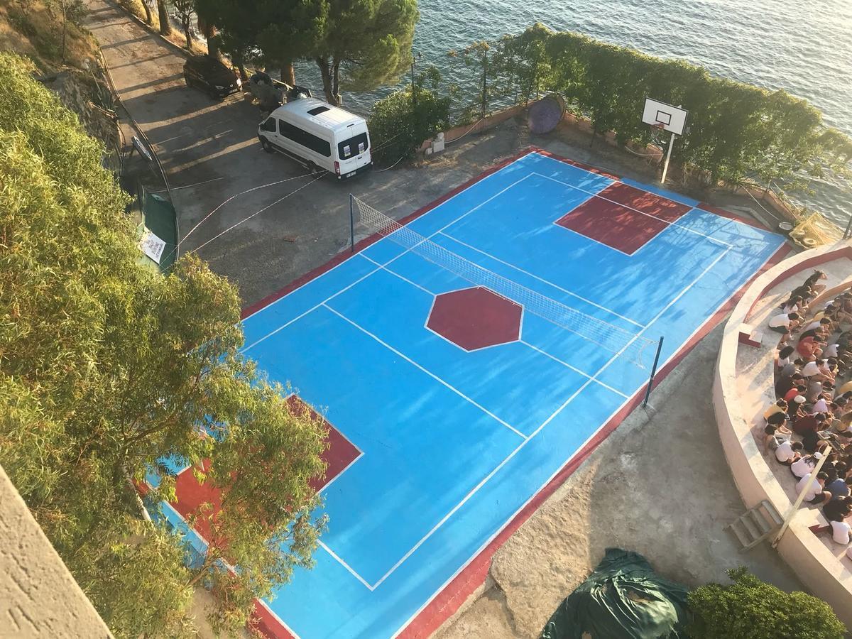 Hotel Leon فوكا المظهر الخارجي الصورة